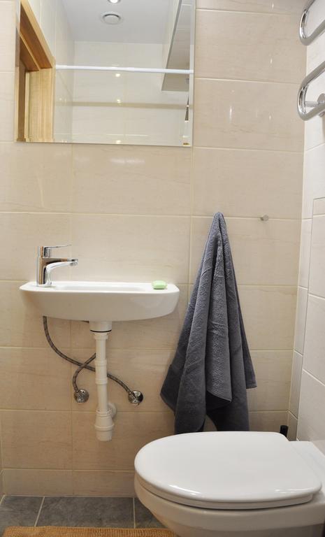 Bomb Shelter Apartment Wilno Pokój zdjęcie